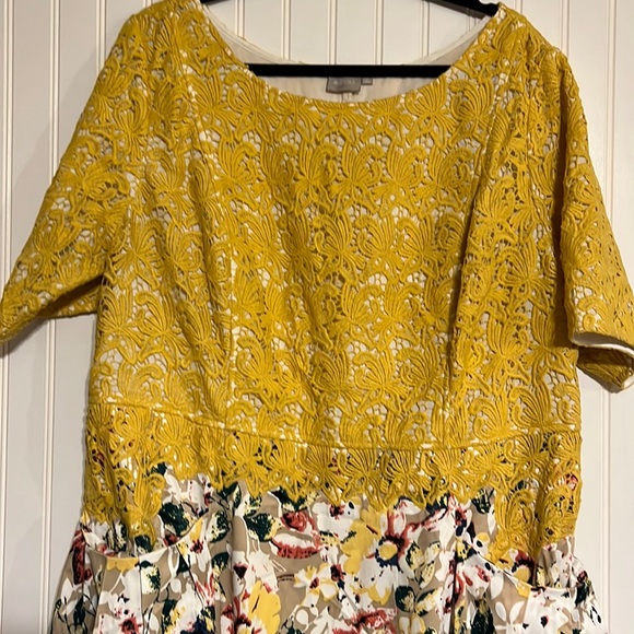 Eshakti Lace and Flowers Party Dress Size 3X 24W - Picture 1 of 8